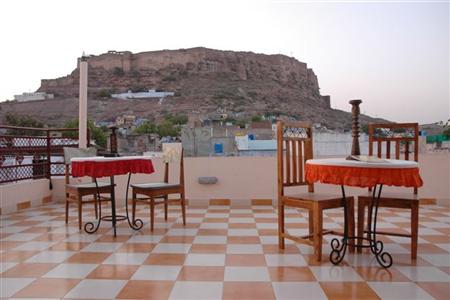 фото отеля Hem Guest House