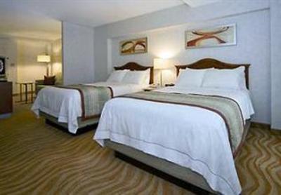 фото отеля Marriott SpringHill Suites Old Montreal