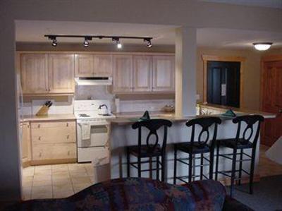 фото отеля Lizard Creek Lodge