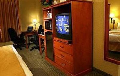 фото отеля BEST WESTERN Seven Oaks Inn