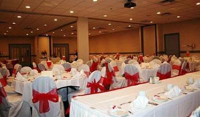фото отеля BEST WESTERN Seven Oaks Inn