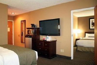 фото отеля BEST WESTERN Seven Oaks Inn