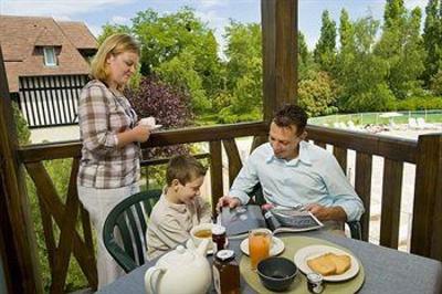 фото отеля Pierre & Vacances - Deauville Golf Resort