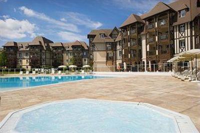 фото отеля Pierre & Vacances - Deauville Golf Resort