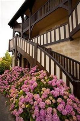фото отеля Pierre & Vacances - Deauville Golf Resort