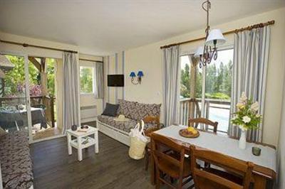 фото отеля Pierre & Vacances - Deauville Golf Resort