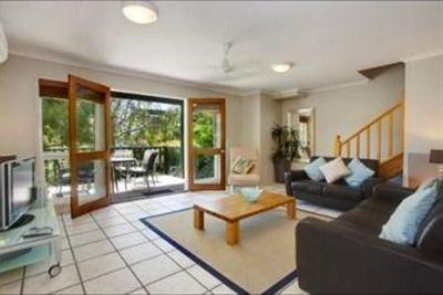 фото отеля Noosa Outrigger Beach Resort