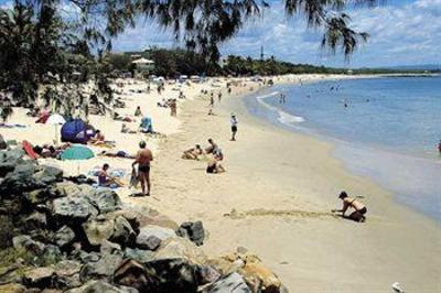 фото отеля Noosa Outrigger Beach Resort