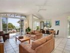 фото отеля Noosa Outrigger Beach Resort