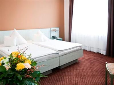 фото отеля Hotel Attache an der Messe