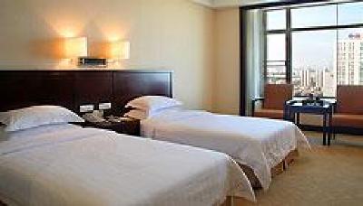 фото отеля Bon-Garden Business Hotel