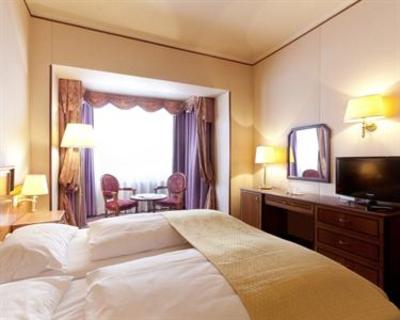 фото отеля BEST WESTERN Hotel Neue Post