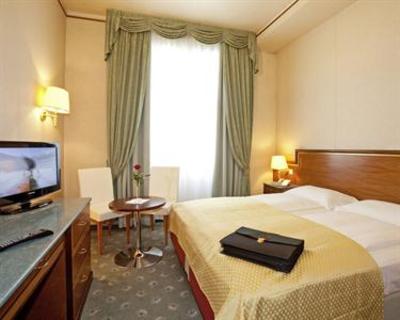фото отеля BEST WESTERN Hotel Neue Post