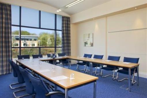 фото отеля Holiday Inn Express Newport