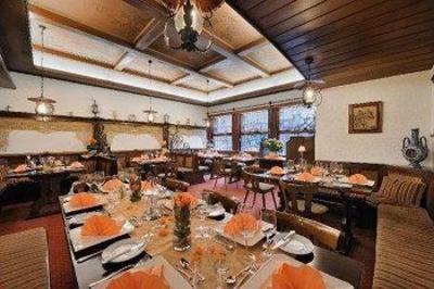 фото отеля Altdeutsche Weinstube Hotel Rudesheim am Rhein