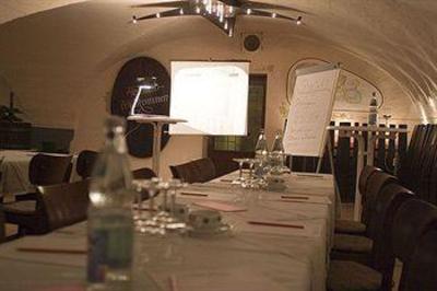 фото отеля Altdeutsche Weinstube Hotel Rudesheim am Rhein