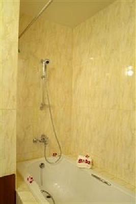 фото отеля Admiral Suites Bangkok