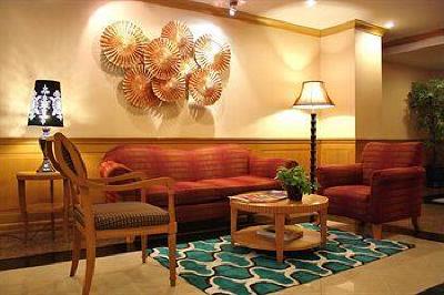 фото отеля Admiral Suites Bangkok
