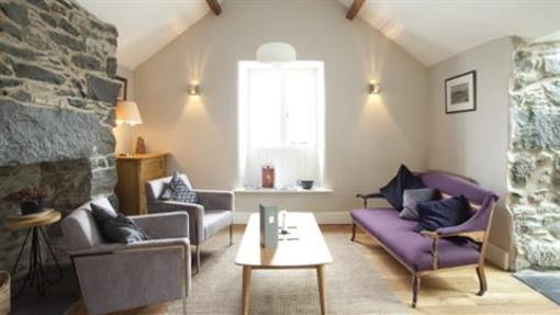 фото отеля Cross Foxes Bar Grill Rooms Dolgellau