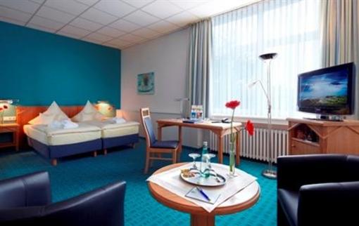 фото отеля BEST WESTERN Hotel Bonneberg