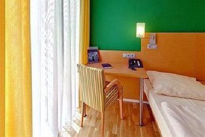 фото отеля Commundo Tagungshotel Neuss