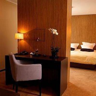 фото отеля Hotel Teneo Suites Apparthotel Bordeaux Begles