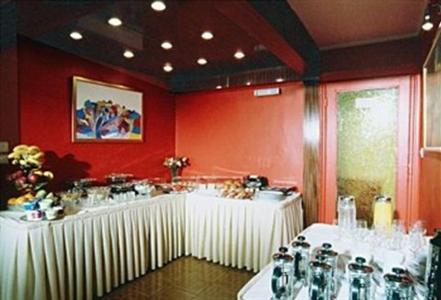 фото отеля Triton Hotel Piraeus