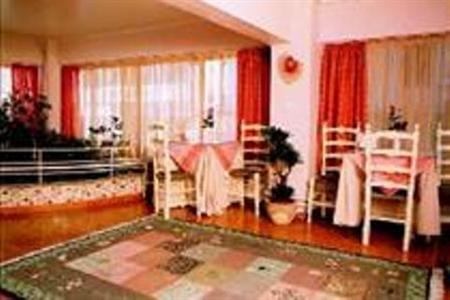 фото отеля Triton Hotel Piraeus