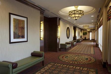 фото отеля Hilton Garden Inn Toronto Airport