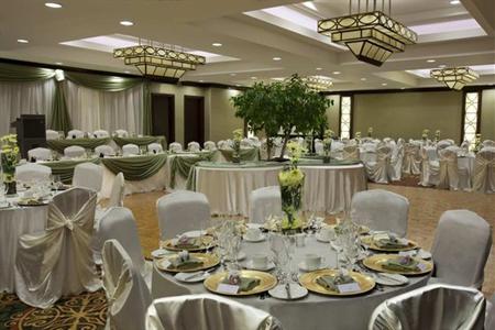 фото отеля Hilton Garden Inn Toronto Airport