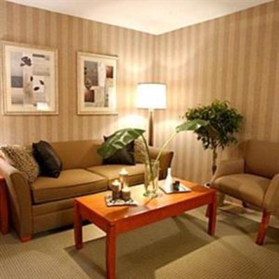фото отеля 7 Springs Inn & Suites