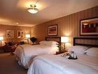 фото отеля 7 Springs Inn & Suites