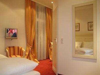 фото отеля Romantik Hotel zur Sonne