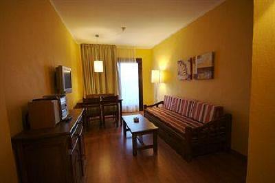 фото отеля Apartamentos Parot Ibiza