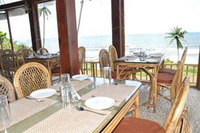 фото отеля Ozran Heights Beach Resort