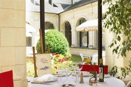 фото отеля Hotel Abbaye Royale De Fontevraud-l'Abbaye