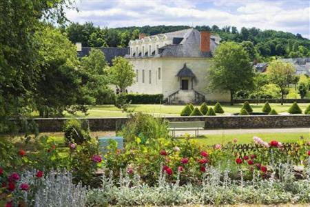 фото отеля Hotel Abbaye Royale De Fontevraud-l'Abbaye