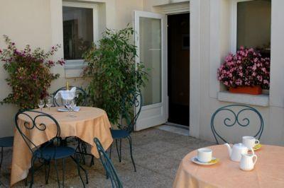 фото отеля Le Saint Georges Hotel Vivonne