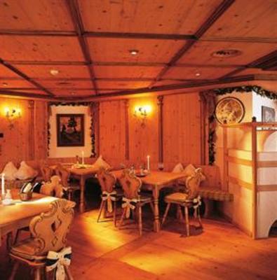 фото отеля Hotel Post Ischgl