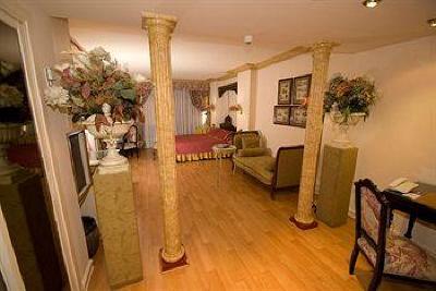 фото отеля Foxa 32 Suites