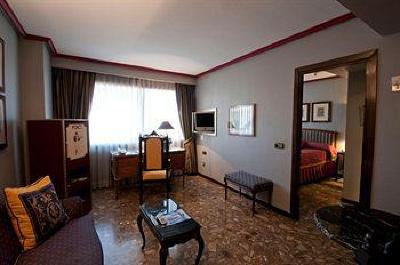 фото отеля Foxa 32 Suites