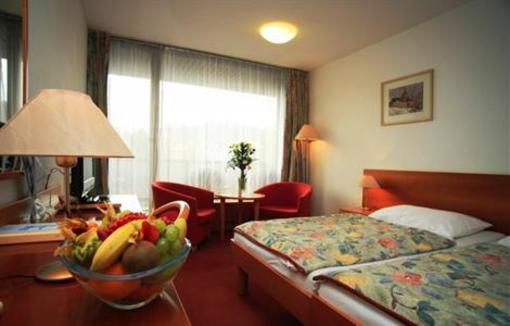 фото отеля Thermal Spa Hotel Karlovy Vary