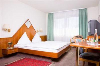 фото отеля Hotel Hirsch Kehl