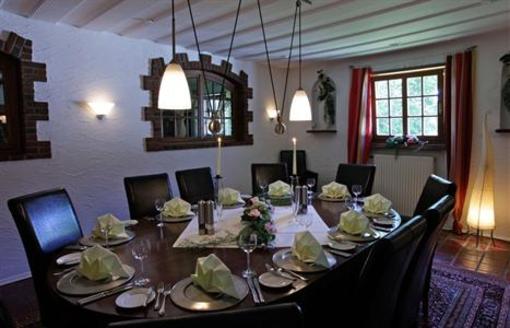 фото отеля Hotel Rosenhof Ramstein-Miesenbach