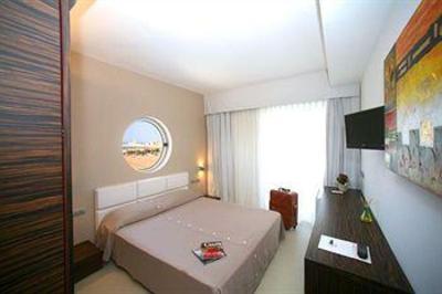 фото отеля White Hotel Vieste