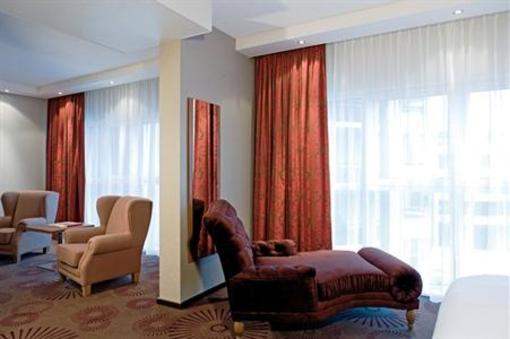 фото отеля Van Der Valk Theaterhotel Almelo