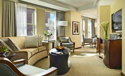 фото отеля Fairmont Battery Wharf