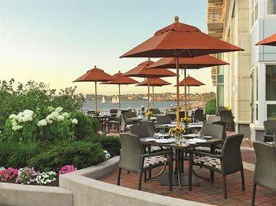 фото отеля Fairmont Battery Wharf