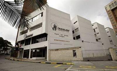 фото отеля Travelers Suites Edificio Rayda
