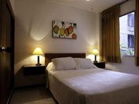 Travelers Suites Edificio Rayda